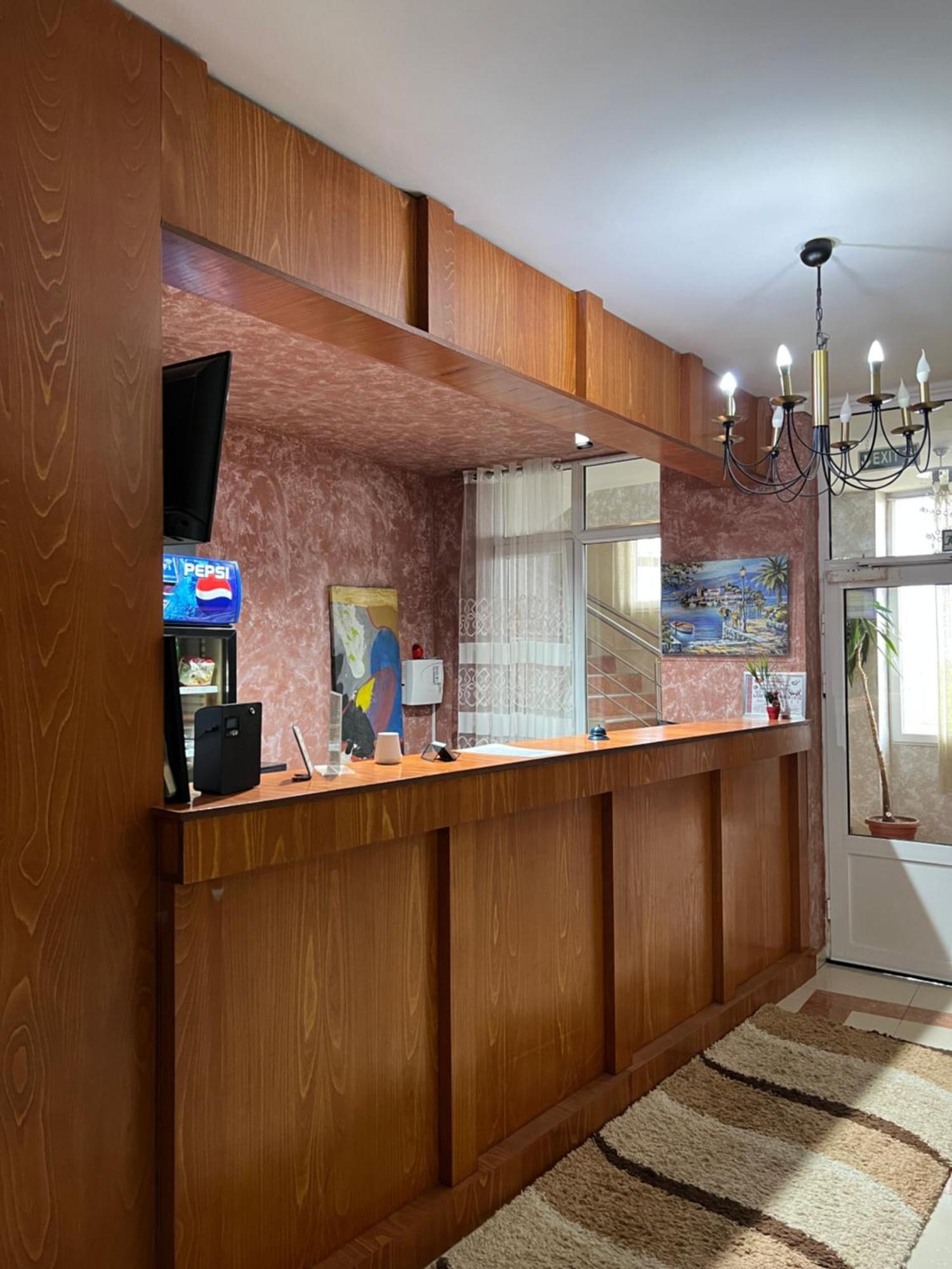 Hotel Yal Restaurant เทโทโว ภายนอก รูปภาพ